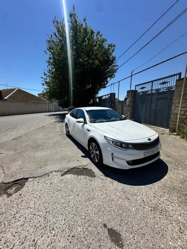 Kia Optima-1