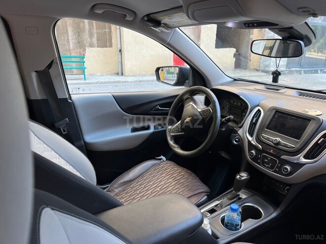 Chevrolet Equinox-7