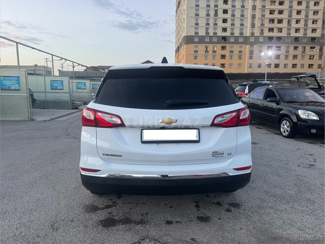 Chevrolet Equinox-4