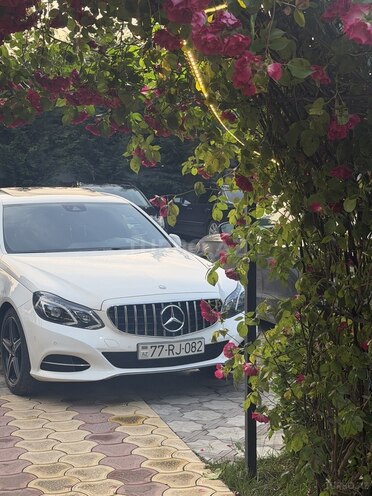 Mercedes E 220-8