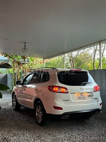 Hyundai Santa Fe-3