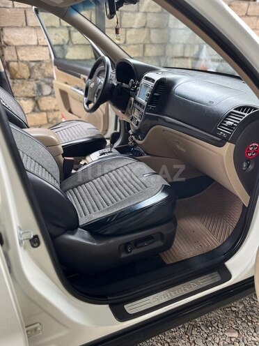 Hyundai Santa Fe-9