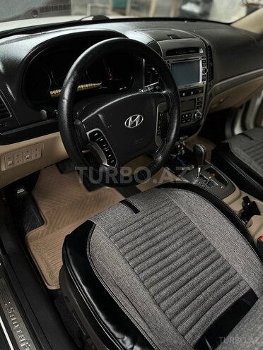 Hyundai Santa Fe-6