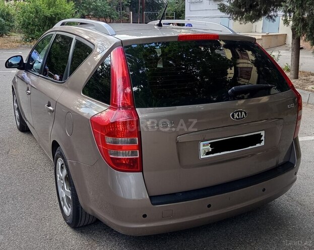 Kia Ceed SW-15