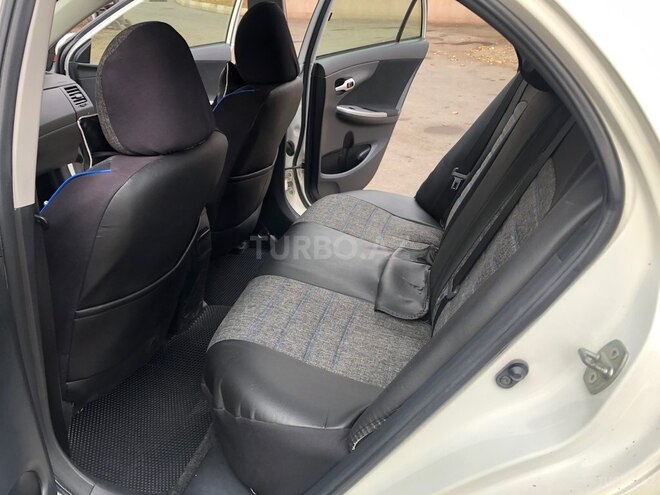 Toyota Corolla-8