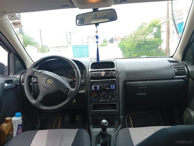 Opel Astra-4