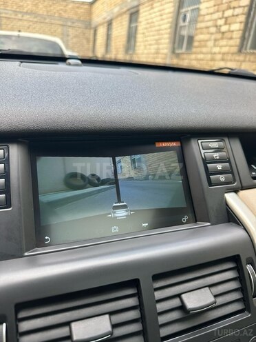 Land Rover Discovery Sport-12