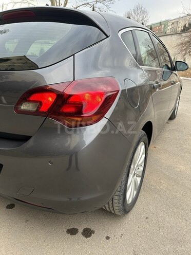 Opel Astra-8
