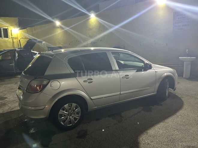 Opel Astra-2