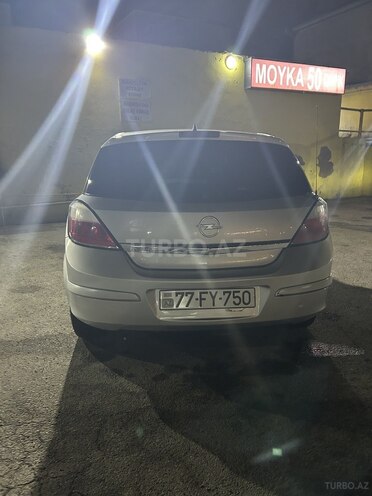 Opel Astra-3