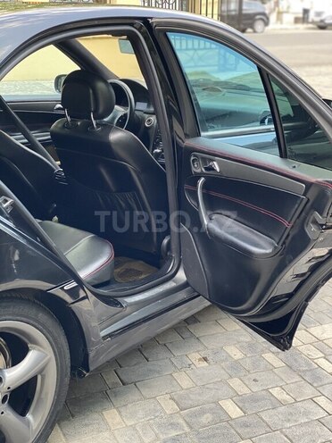 Mercedes C 320-8