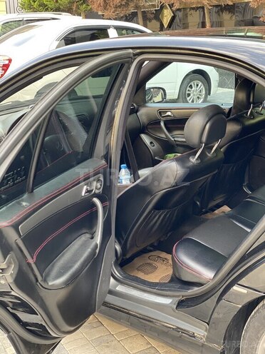 Mercedes C 320-9