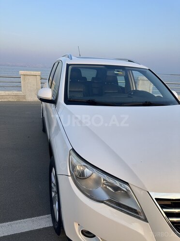 Volkswagen Tiguan-6
