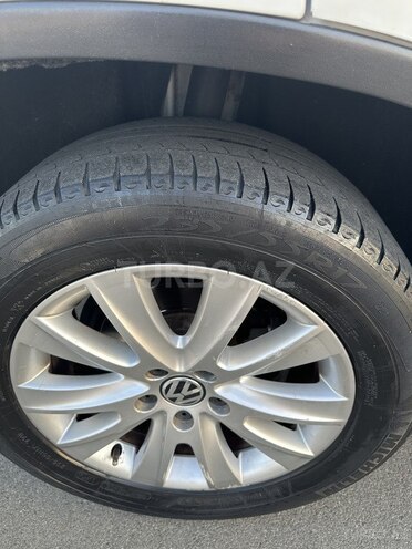 Volkswagen Tiguan-4