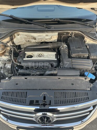 Volkswagen Tiguan-10