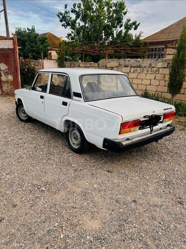 LADA (VAZ) 2107-5
