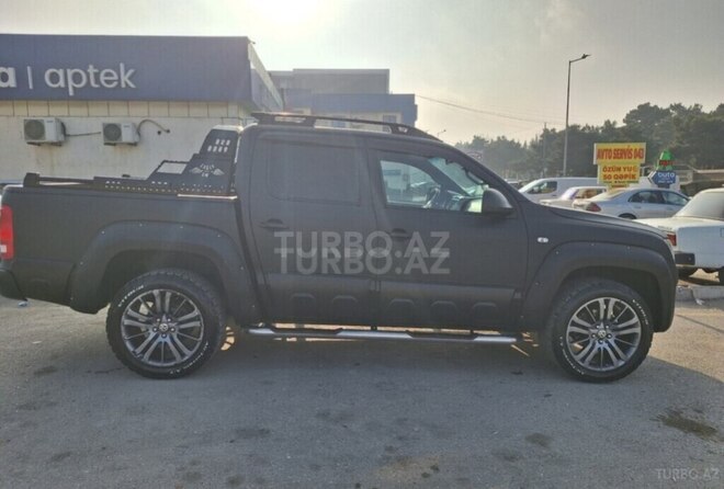 Volkswagen Amarok-5