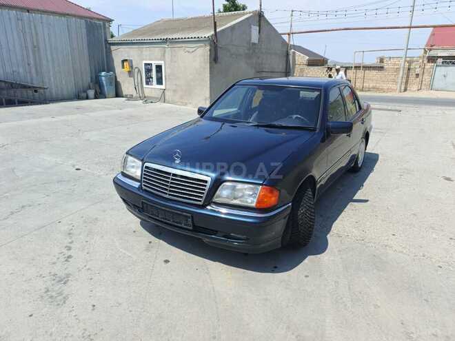 Mercedes C 200-2