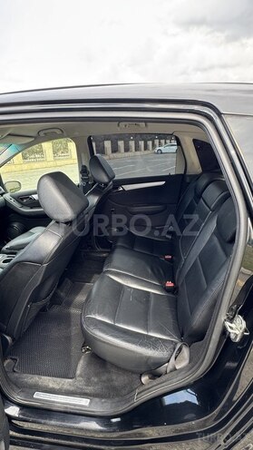 Mercedes B 200-10