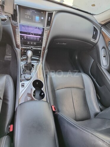 Infiniti Q50-8