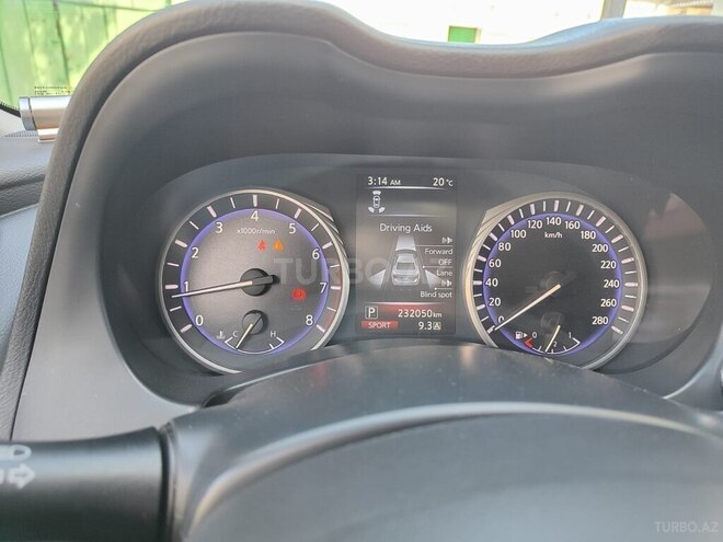 Infiniti Q50-10