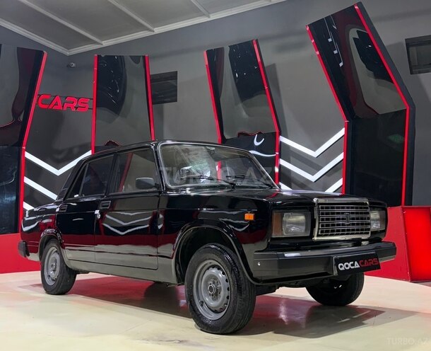 LADA (VAZ) 2107-2