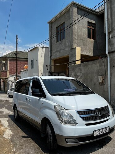 Hyundai H-1-4