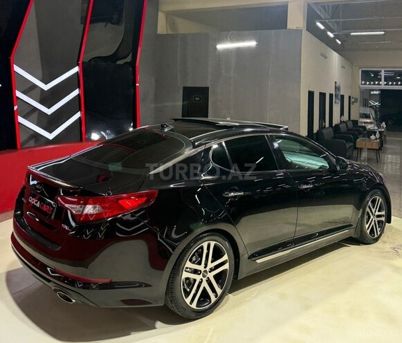 Kia Optima-11