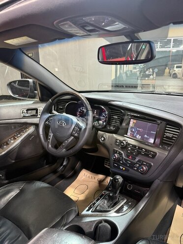 Kia Optima-19