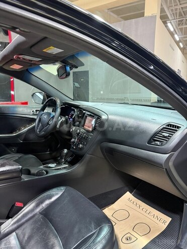 Kia Optima-16