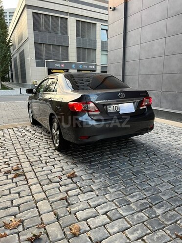 Toyota Corolla-8