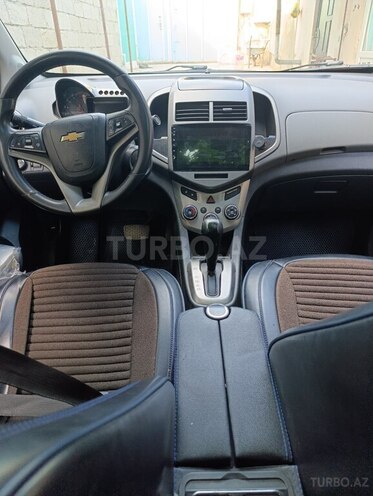 Chevrolet Aveo-3