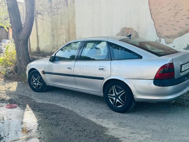 Opel Vectra-5