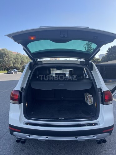 Volkswagen Touareg-9