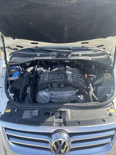 Volkswagen Touareg-16