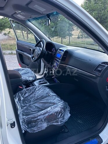 Hyundai Santa Fe-11