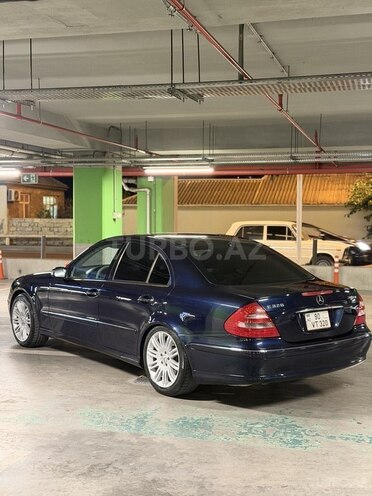 Mercedes E 320-6