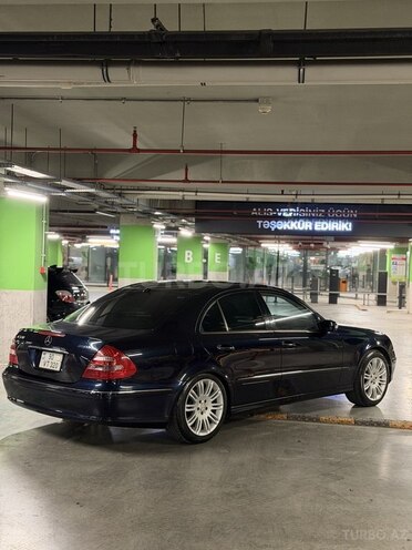 Mercedes E 320-3