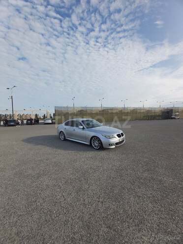 BMW 530-12