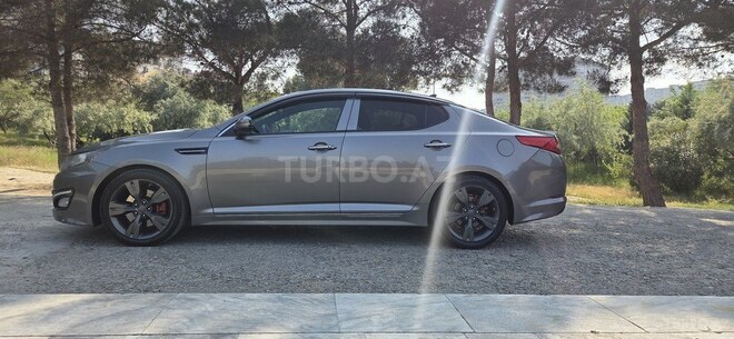 Kia Optima-12