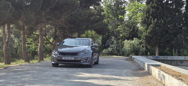 Kia Optima-6