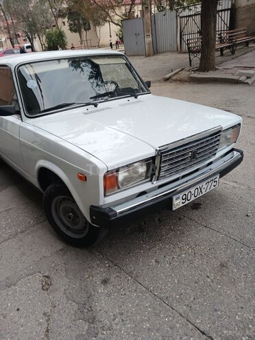 LADA (VAZ) 2107-2