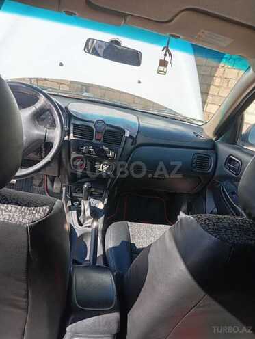 Nissan Sunny-8