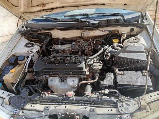 Nissan Sunny-10
