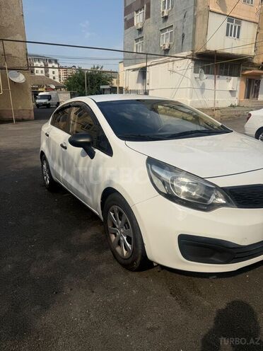 Kia Rio-4