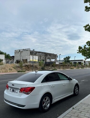 Chevrolet Cruze-3