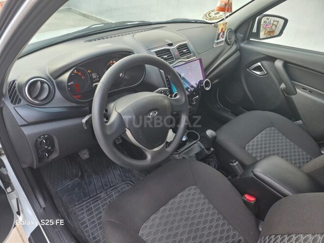 LADA (VAZ) Granta-8