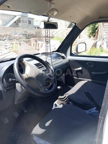Changan Q20-3