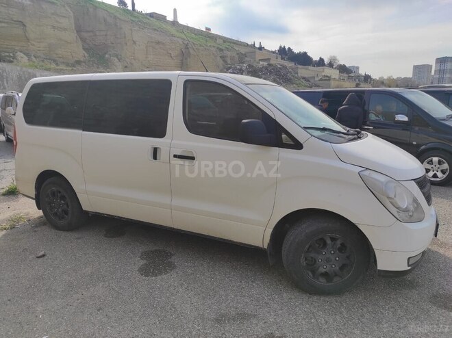 Hyundai H-1-3