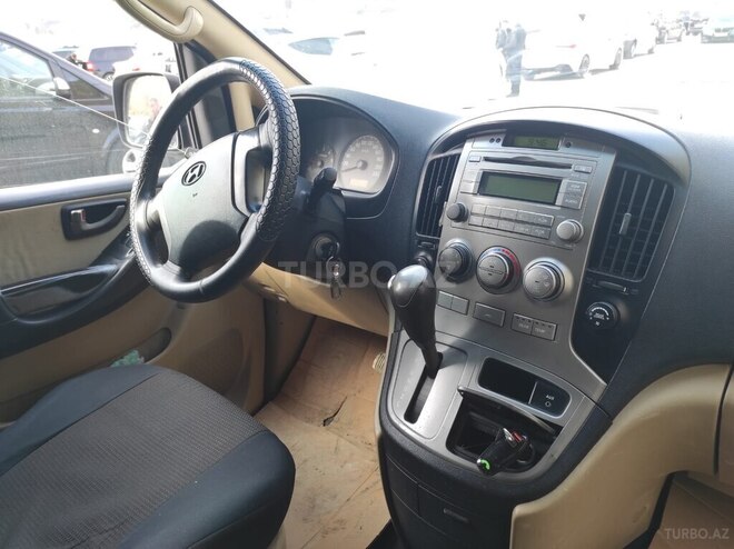 Hyundai H-1-5